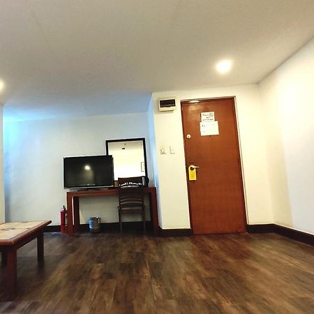Rajah Park Hotel By Hiverooms Cebu Exteriör bild