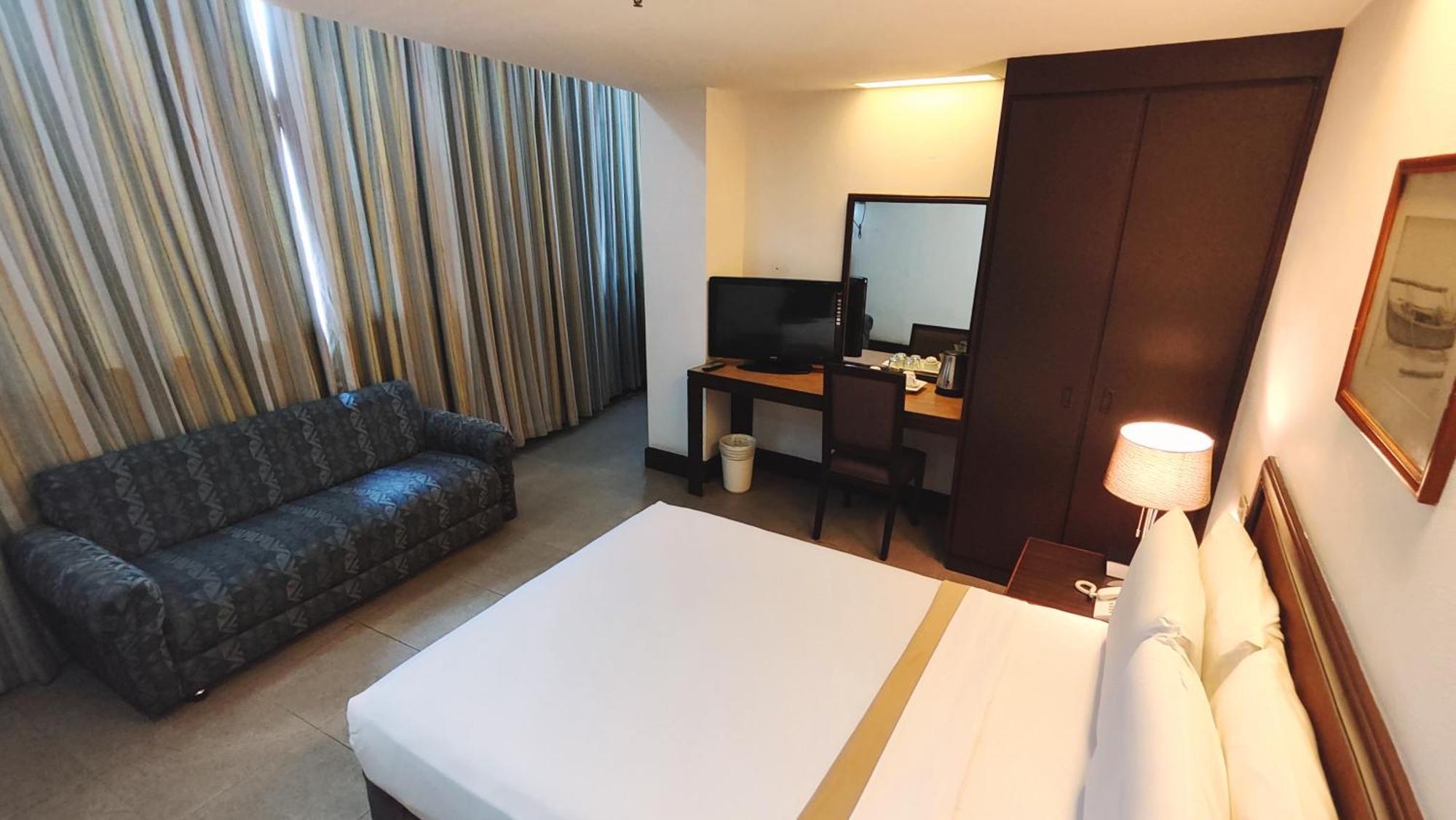 Rajah Park Hotel By Hiverooms Cebu Exteriör bild