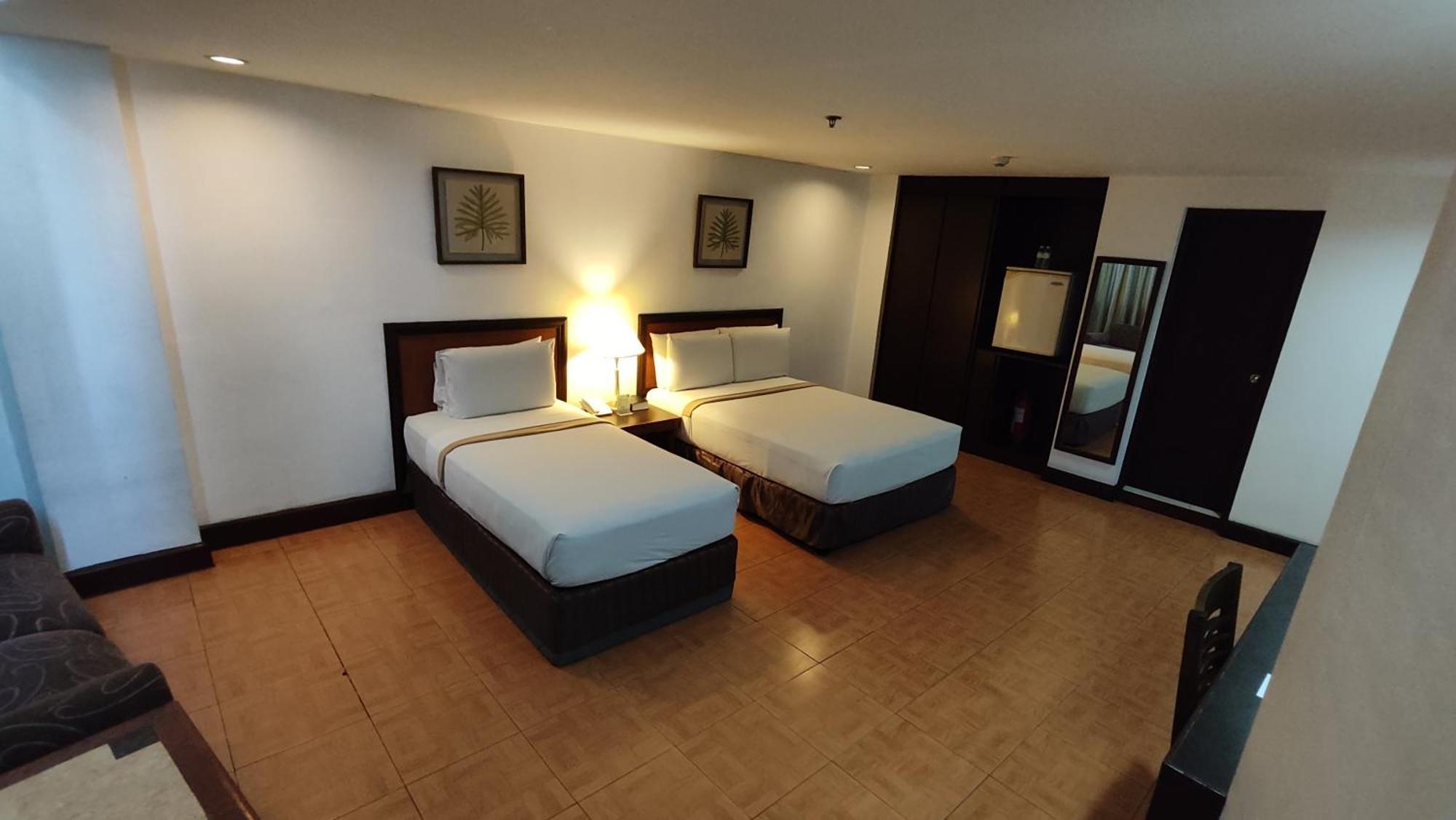 Rajah Park Hotel By Hiverooms Cebu Exteriör bild